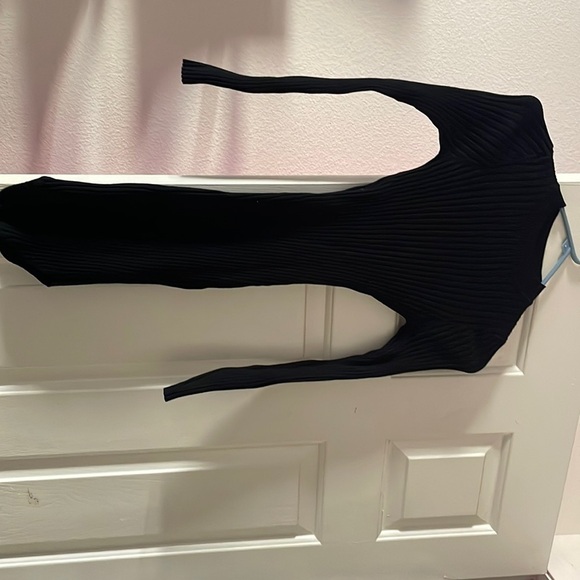 Windsor Dresses & Skirts - Windsor ribbed long sleeve mini dress